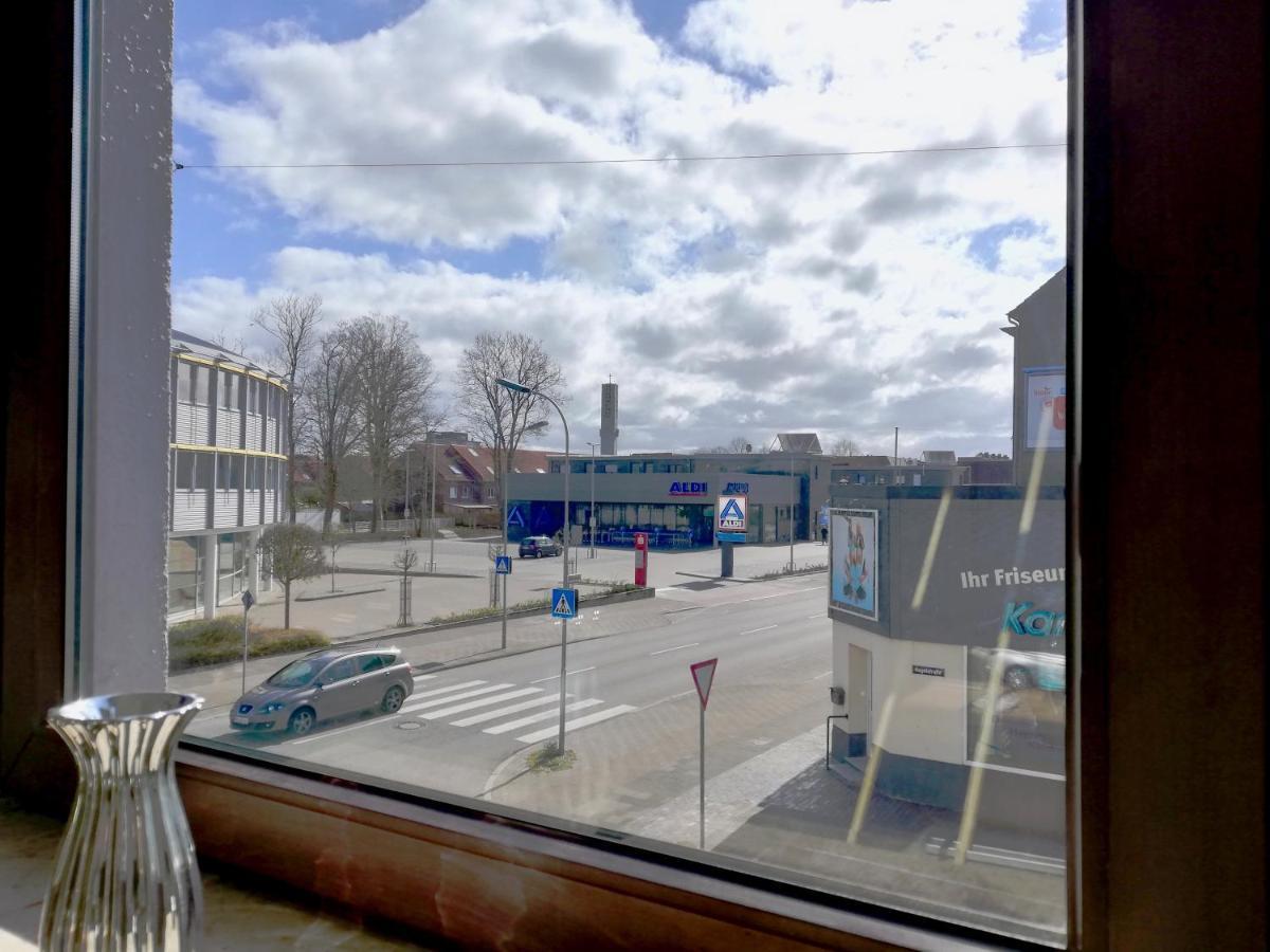 Vivid - Studioapartment Mit Balkon - Netflix - Wlan Wilhelmshaven Ngoại thất bức ảnh