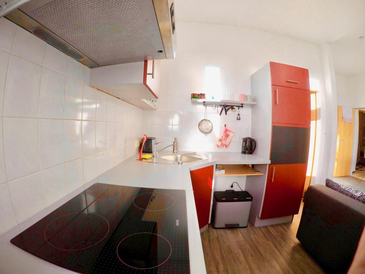 Vivid - Studioapartment Mit Balkon - Netflix - Wlan Wilhelmshaven Ngoại thất bức ảnh