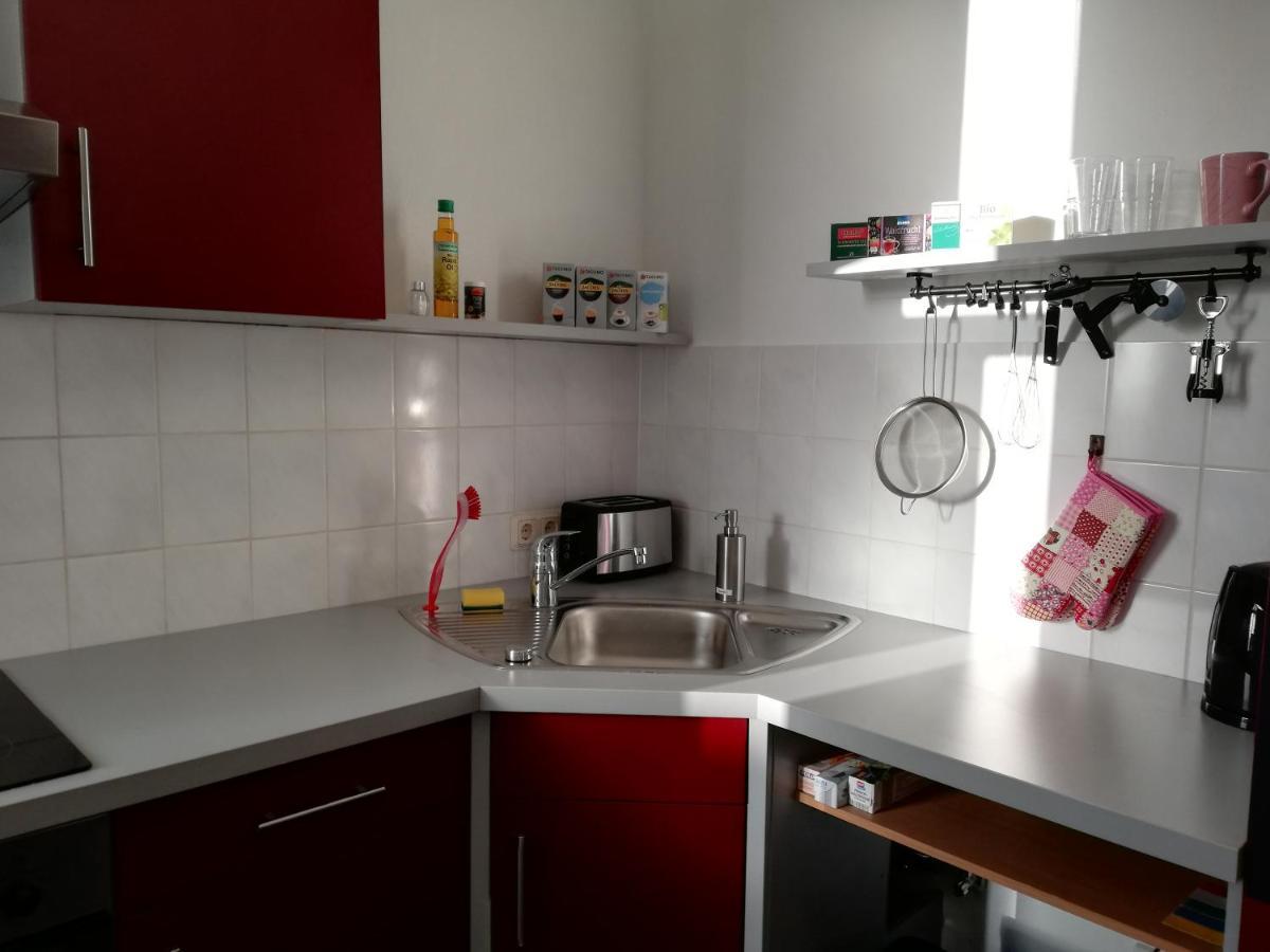 Vivid - Studioapartment Mit Balkon - Netflix - Wlan Wilhelmshaven Ngoại thất bức ảnh
