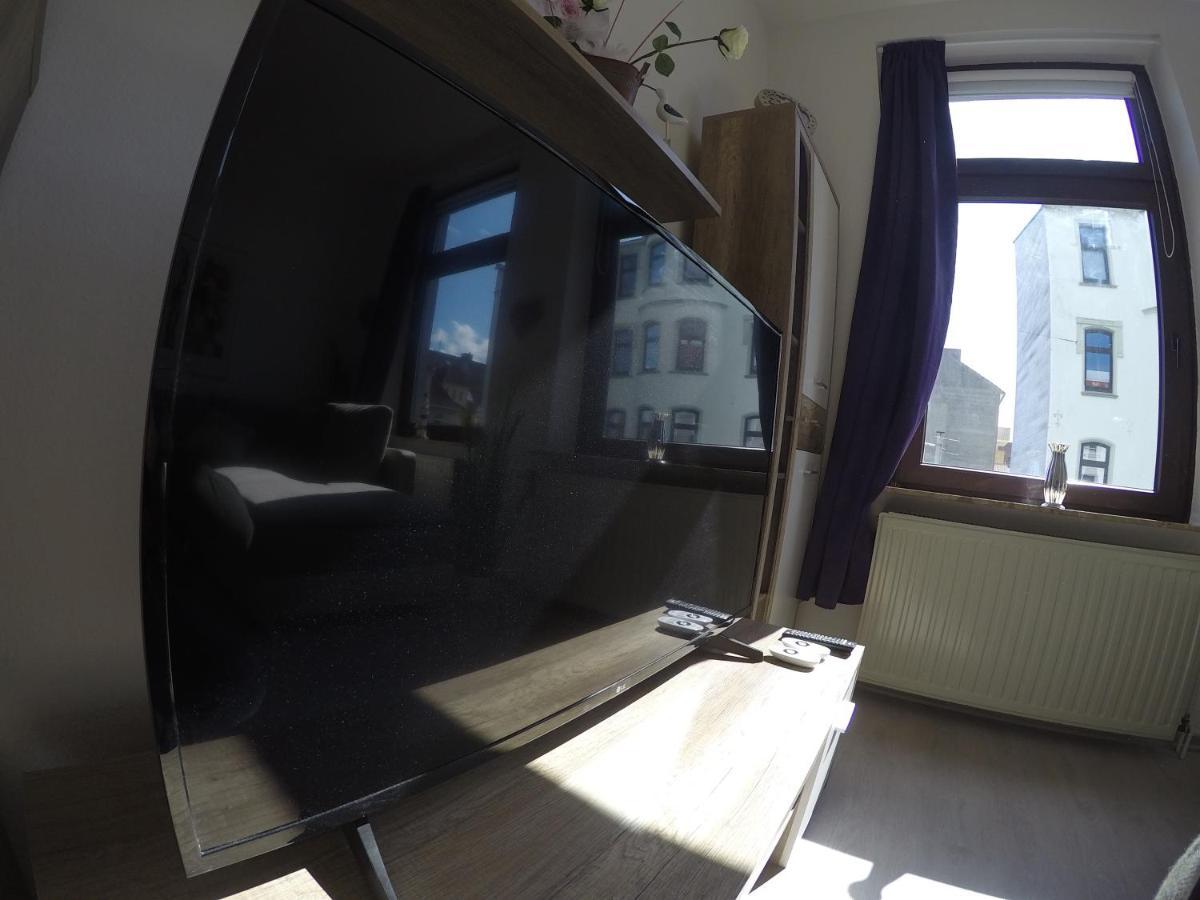 Vivid - Studioapartment Mit Balkon - Netflix - Wlan Wilhelmshaven Ngoại thất bức ảnh